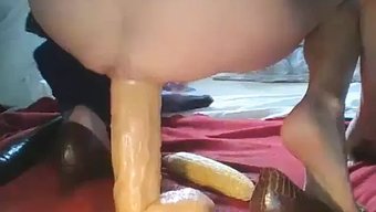 Genç (18+)...