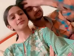 Desi Kız Y...